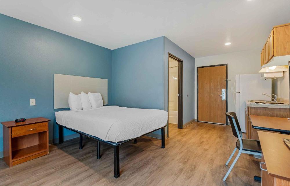 Standard Double Room - Non-Smoking interior